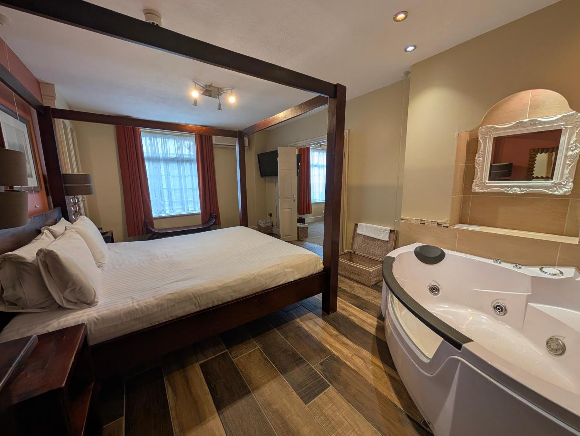 Oriel Hotel เซนต์แอซัฟ ภายนอก รูปภาพ